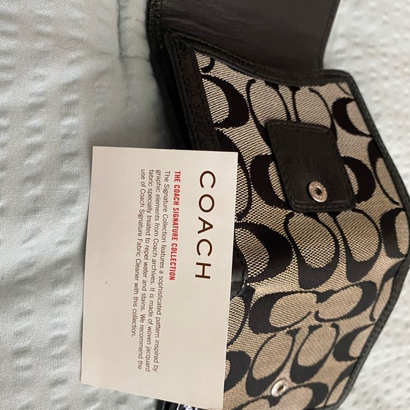 WALLET Trifold - Picture 2 of 4